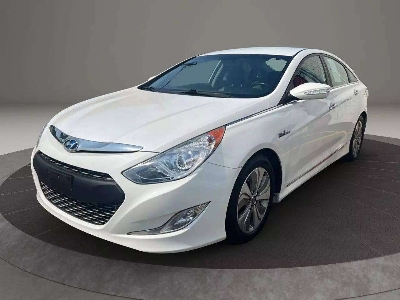 2013 Hyundai Sonata Hybrid Limited — Sedan — 135,366 mi — Garfield, NJ