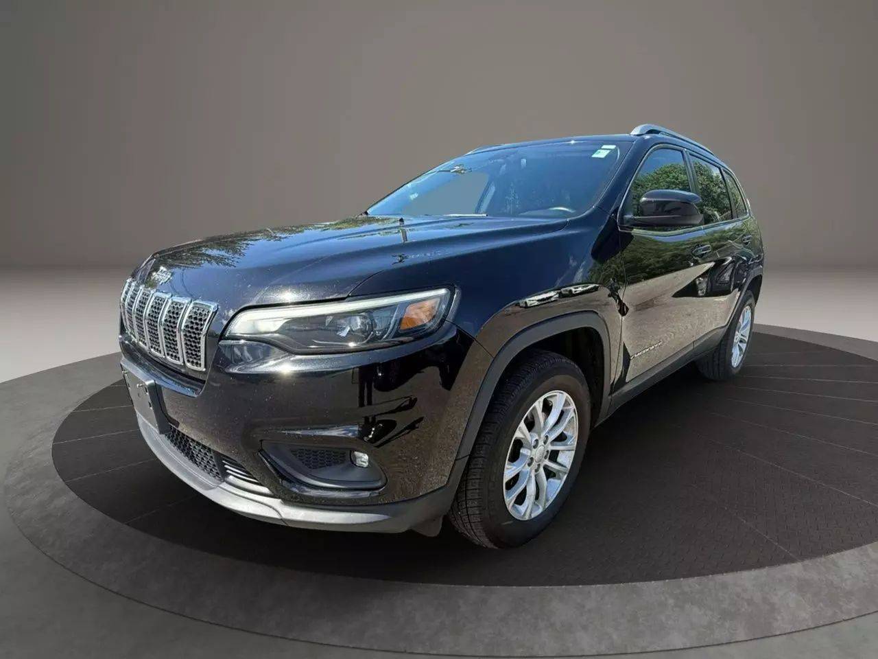 2019 Jeep Cherokee Latitude — SUV — 95,271 mi — Garfield, NJ