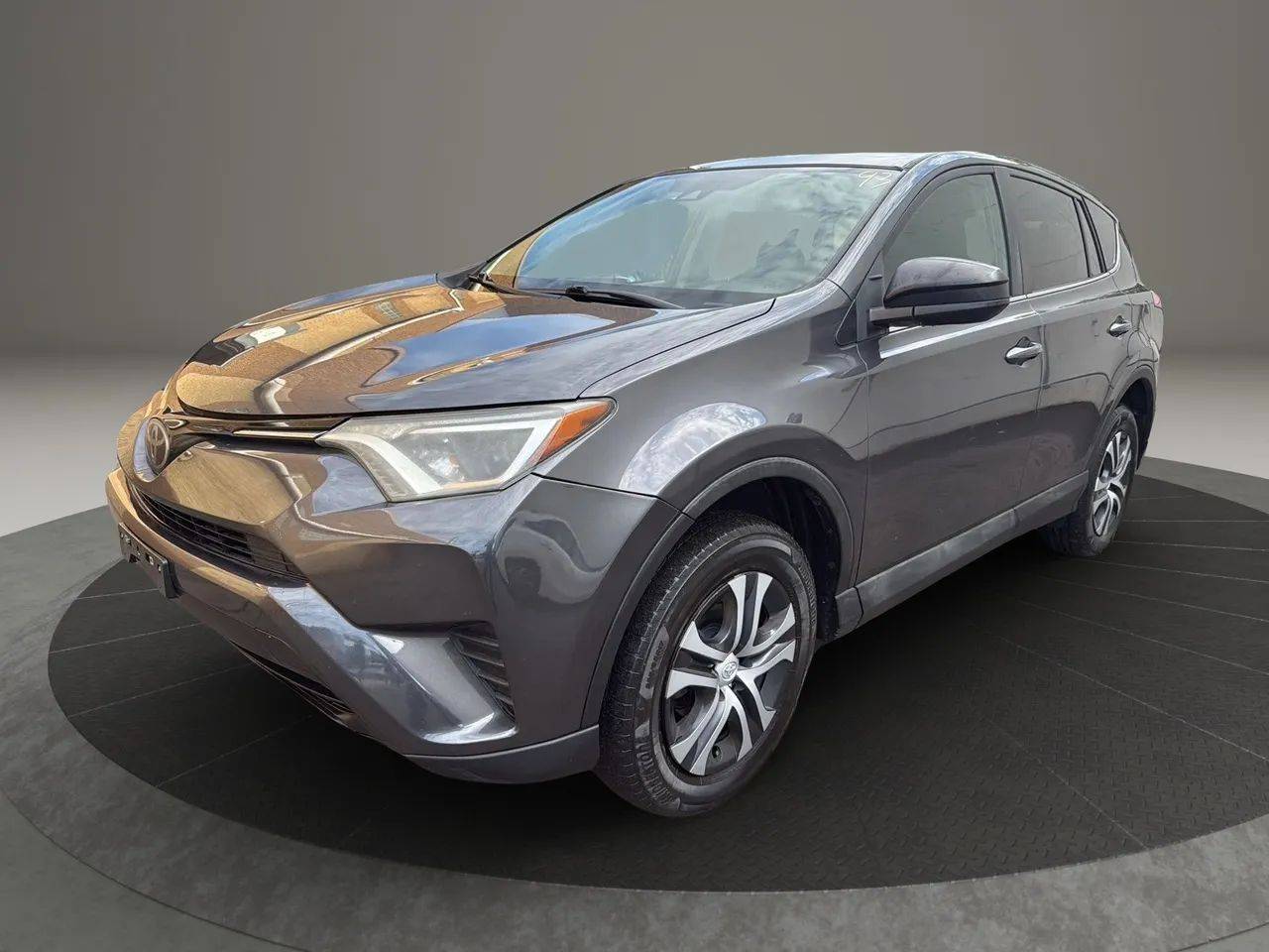 2018 Toyota RAV4 LE — SUV — 124,991 mi — Garfield, NJ