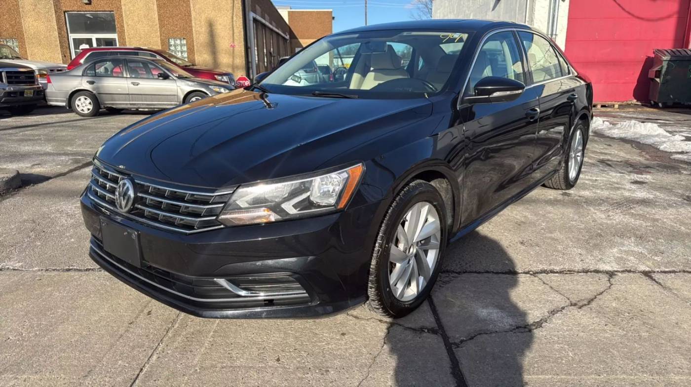 2018 Volkswagen Passat 2.0T SE — Sedan — 98,651 mi — Garfield, NJ