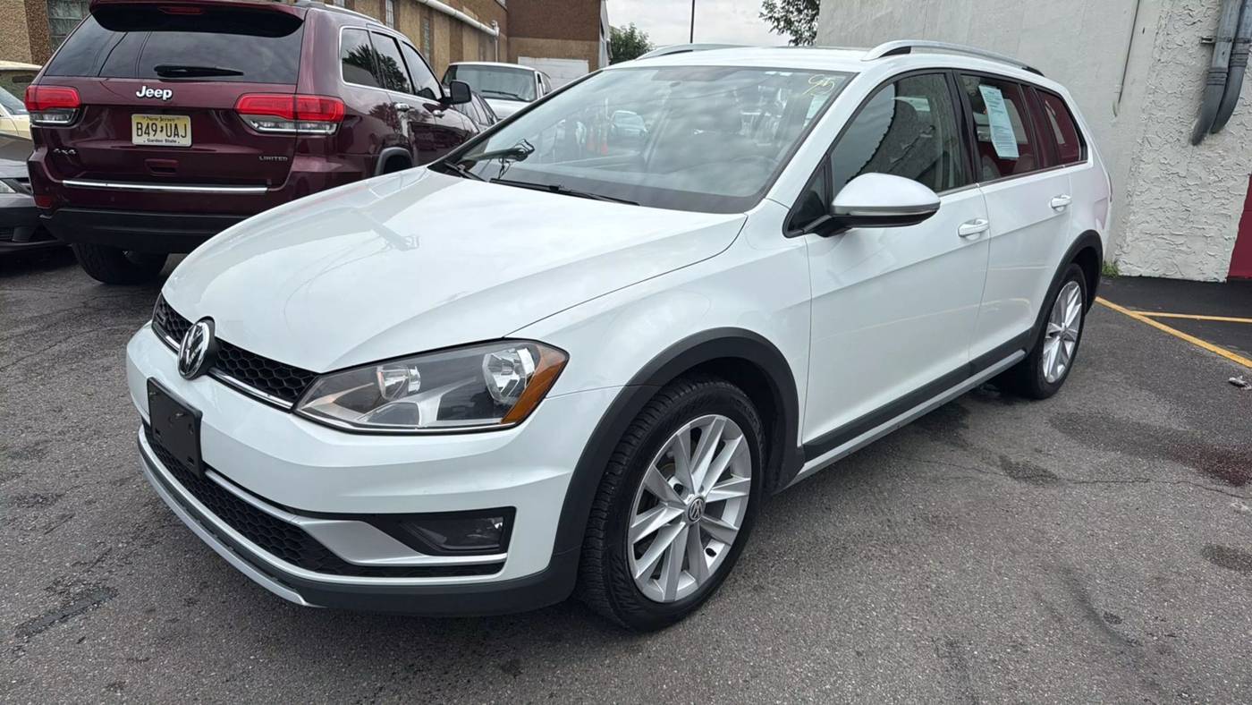 2017 Volkswagen Golf Alltrack S — Wagon — 127,417 mi — Garfield, NJ