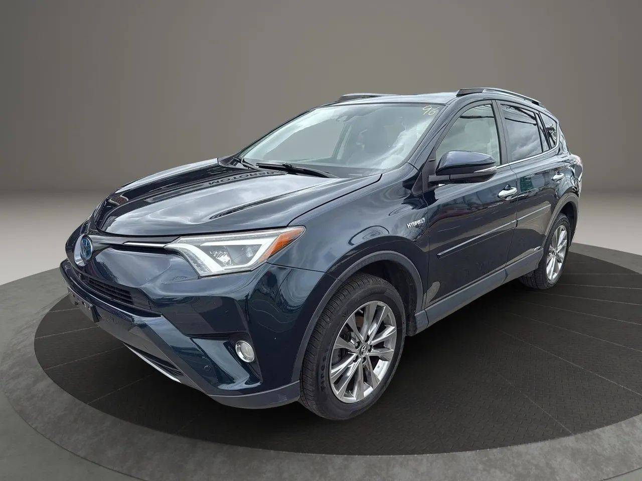 2017 Toyota RAV4 Hybrid Limited — SUV — 135,932 mi — Garfield, NJ