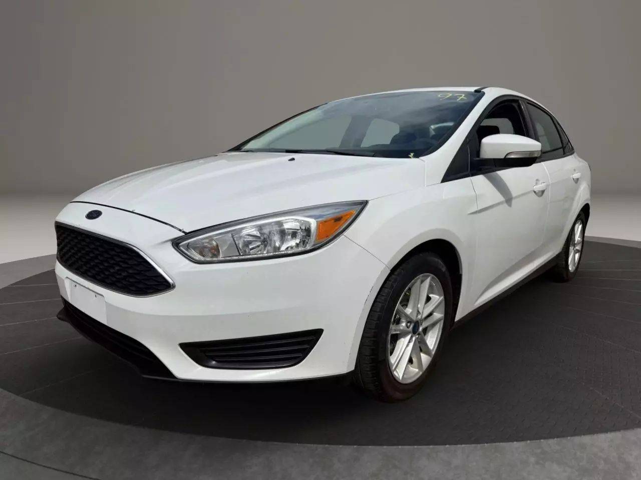2016 Ford Focus SE — Sedan — 74,795 mi — Garfield, NJ