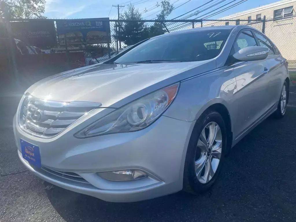 2011 Hyundai Sonata Limited — Sedan — 133,275 mi — Garfield, NJ