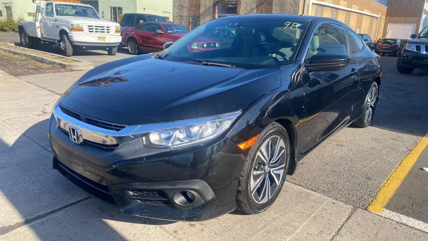 2017 Honda Civic EX-T — Coupe — 113,111 mi — Garfield, NJ