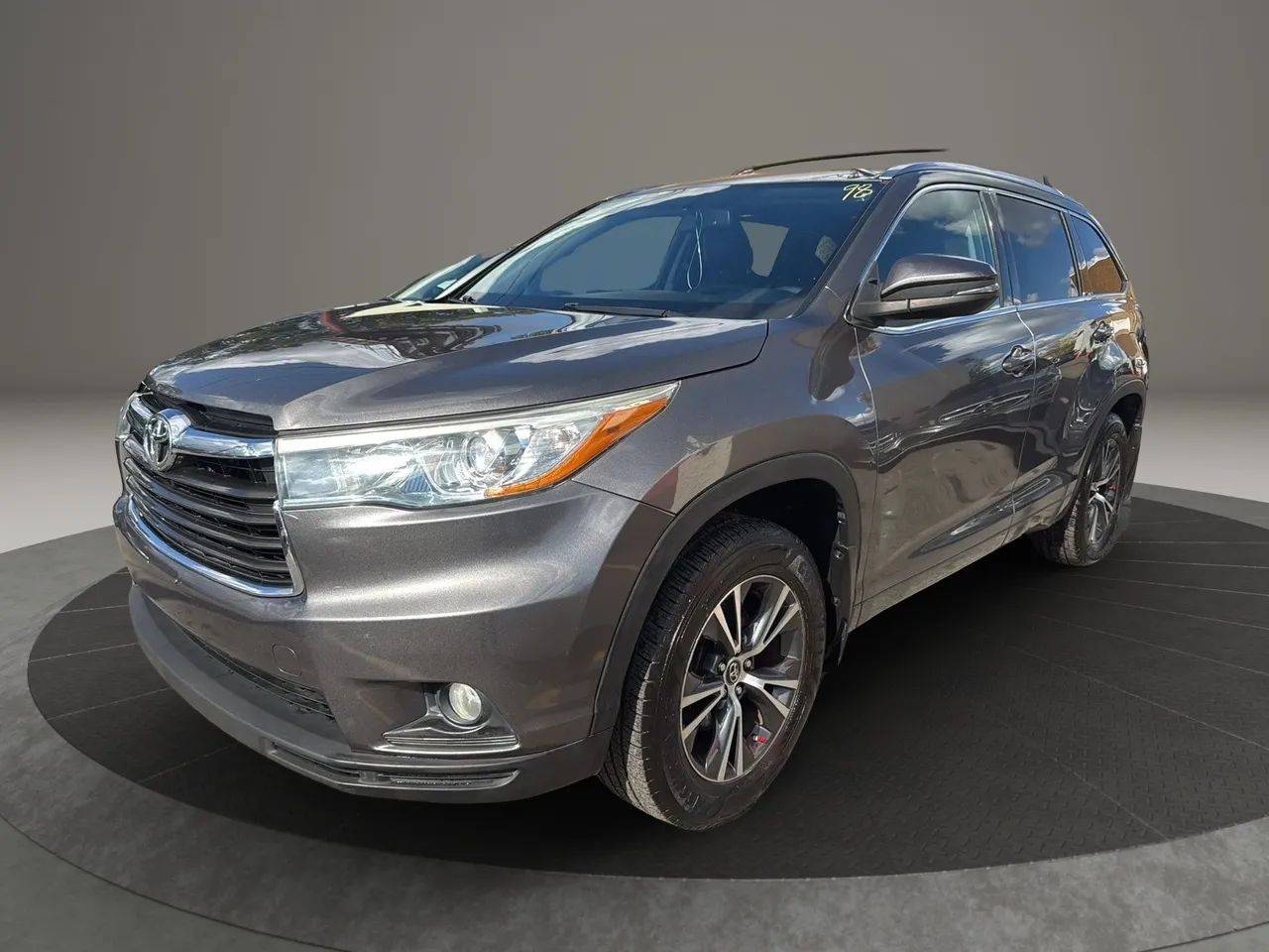 2016 Toyota Highlander XLE — SUV — 133,639 mi — Garfield, NJ