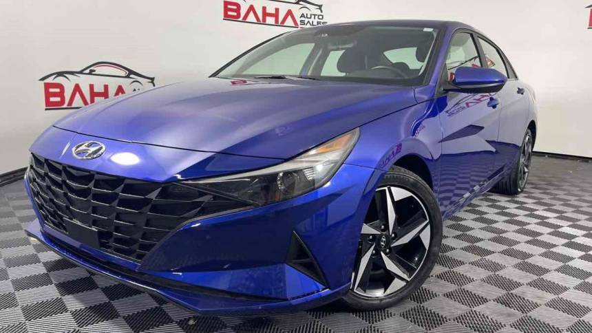 2023 Hyundai Elantra SEL — Sedan — 29,579 mi — Chicago, IL