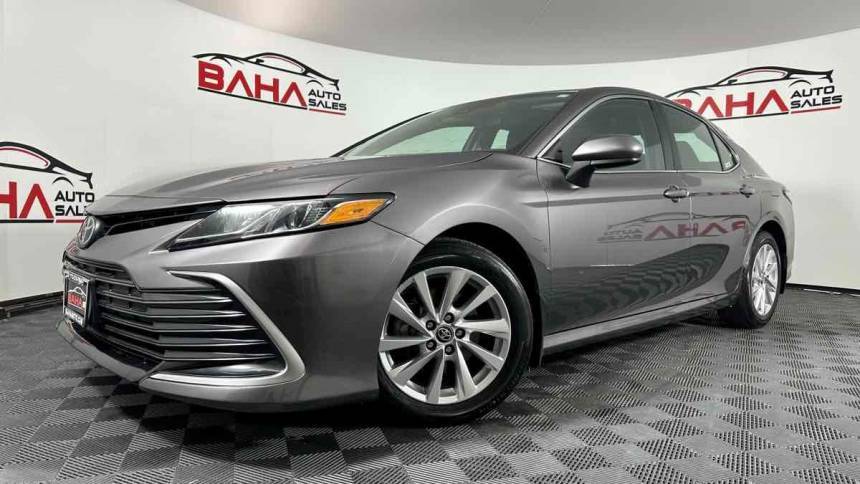 2021 Toyota Camry LE — Sedan — 87,899 mi — Chicago, IL