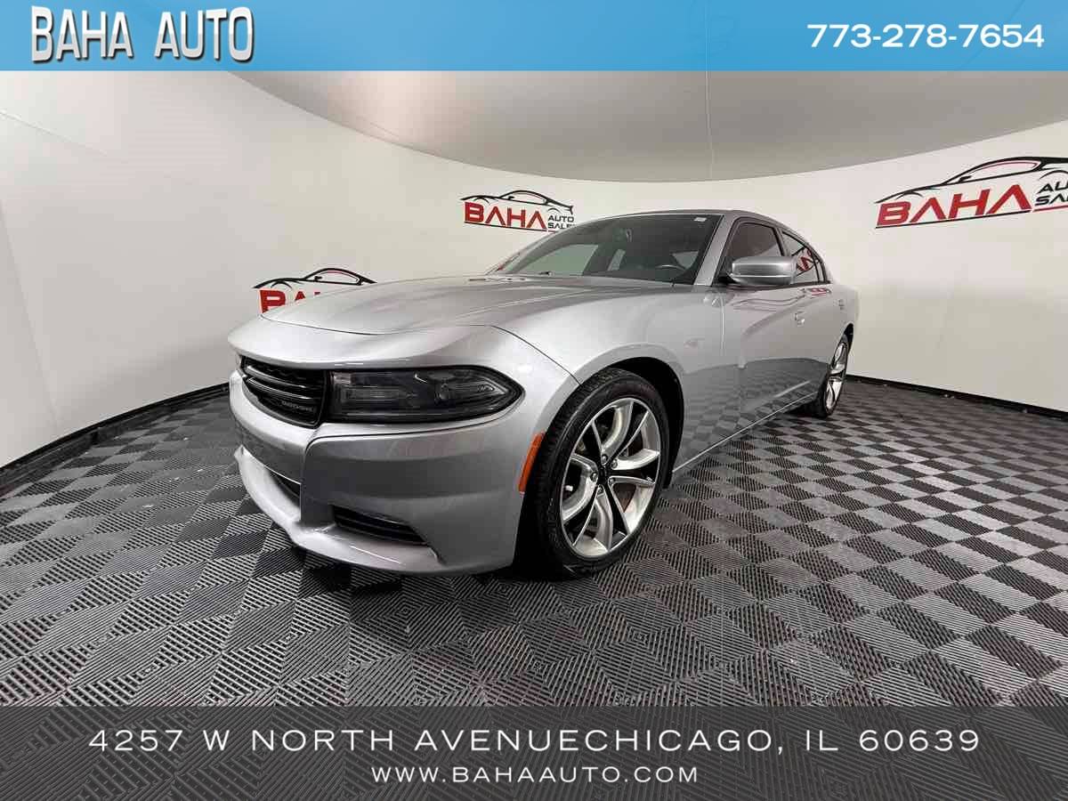 2015 Dodge Charger SXT — Sedan — 157,986 mi — Chicago, IL