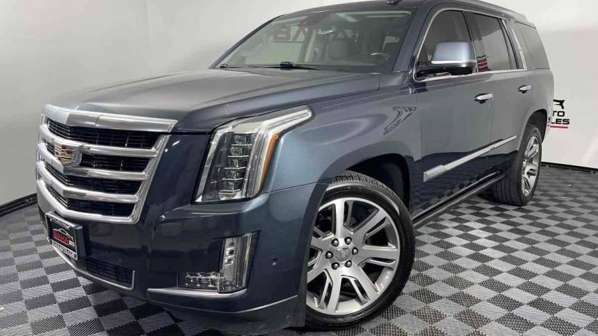 2020 Cadillac Escalade Premium Luxury — SUV — 85,299 mi — Chicago, IL
