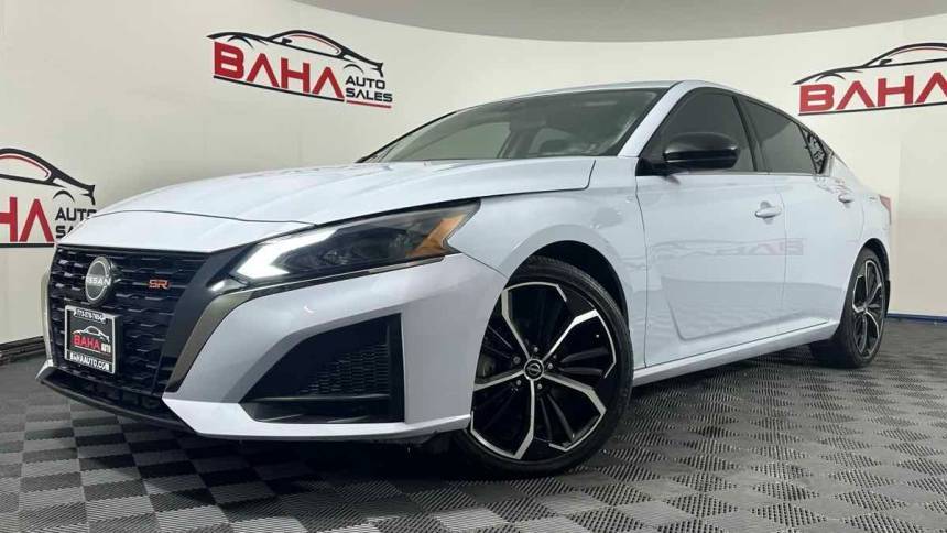 2023 Nissan Altima SR — Sedan — 29,355 mi — Chicago, IL