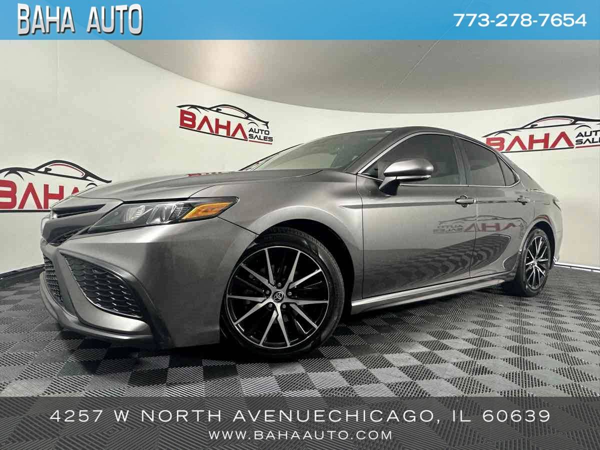 2024 Toyota Camry SE — Sedan — 52,624 mi — Chicago, IL