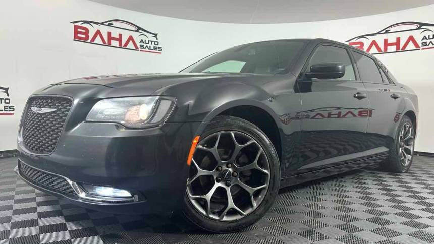 2017 Chrysler 300 S — Sedan — 129,874 mi — Chicago, IL