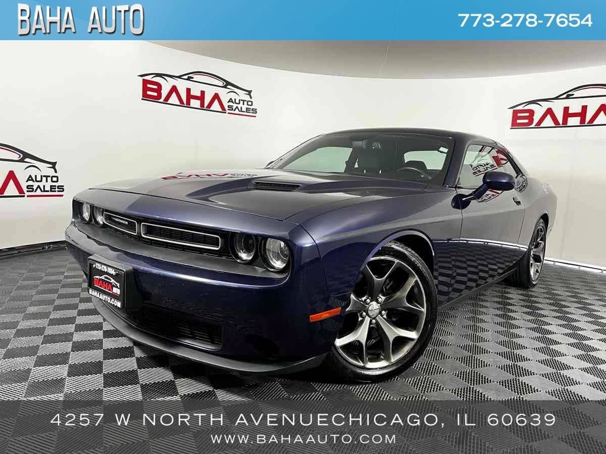 2015 Dodge Challenger SXT — Coupe — 137,534 mi — Chicago, IL