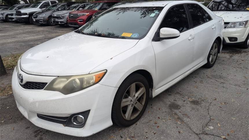 2014 Toyota Camry L — Sedan — 149,461 mi — Palm Beach Gardens, FL