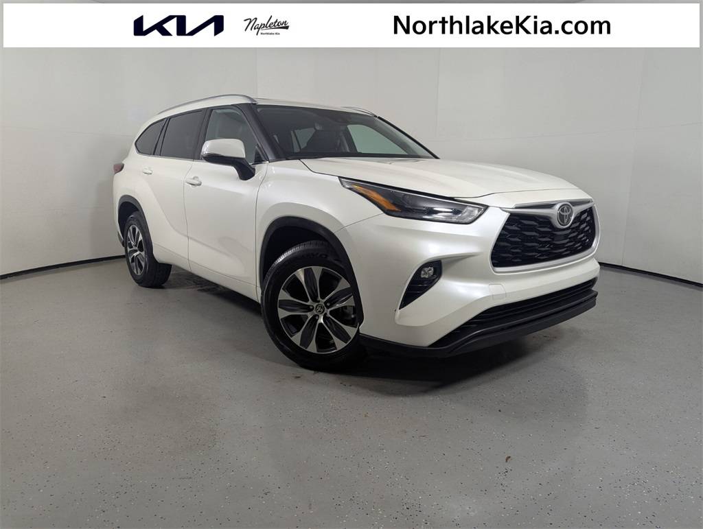 2021 Toyota Highlander XLE — SUV — 36,660 mi — Palm Beach Gardens, FL