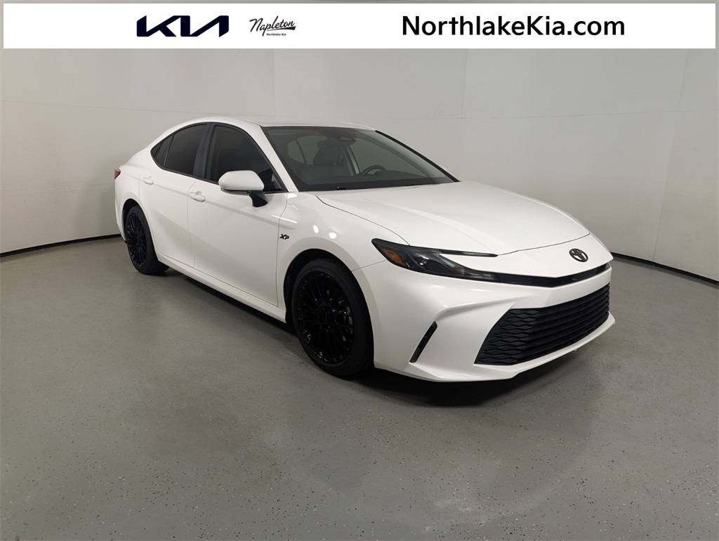 2025 Toyota Camry Hybrid LE — Sedan — 17,775 mi — Palm Beach Gardens, FL