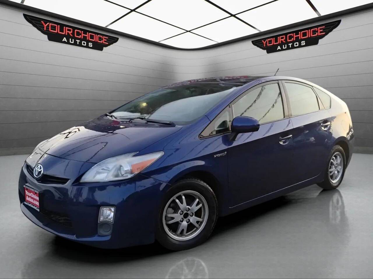 2011 Toyota Prius Five — Sedan — 182,440 mi — Crestwood, IL