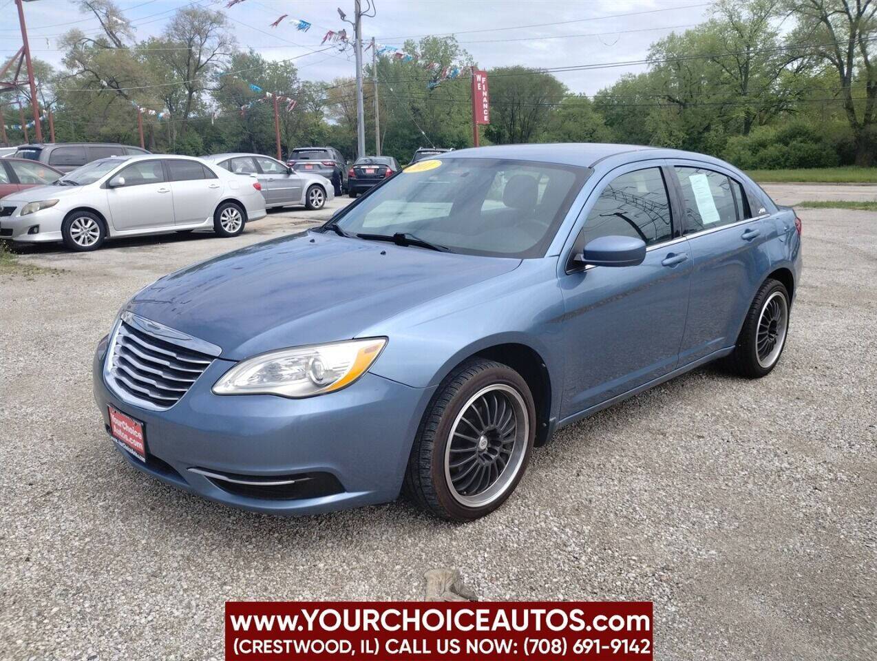 2011 Chrysler 200 Touring — Sedan — 152,881 mi — Crestwood, IL