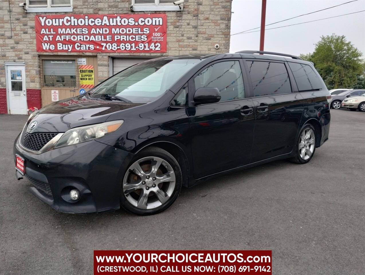 2011 Toyota Sienna SE — Minivan — 175,213 mi — Crestwood, IL