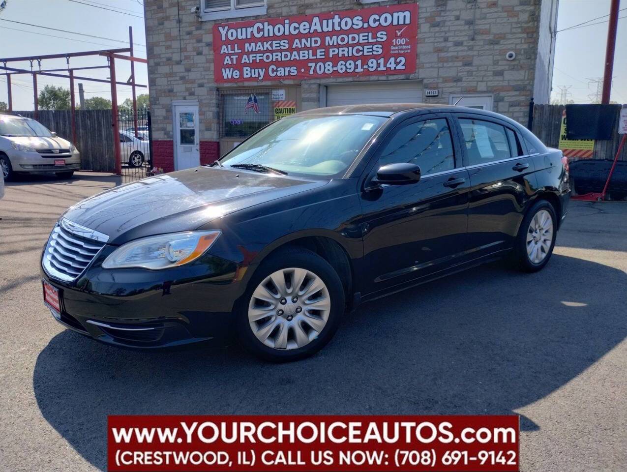 2014 Chrysler 200 LX — Sedan — 105,108 mi — Crestwood, IL