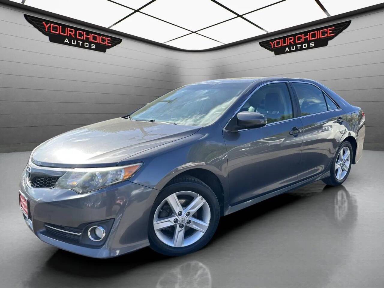2014 Toyota Camry SE — Sedan — 160,957 mi — Crestwood, IL