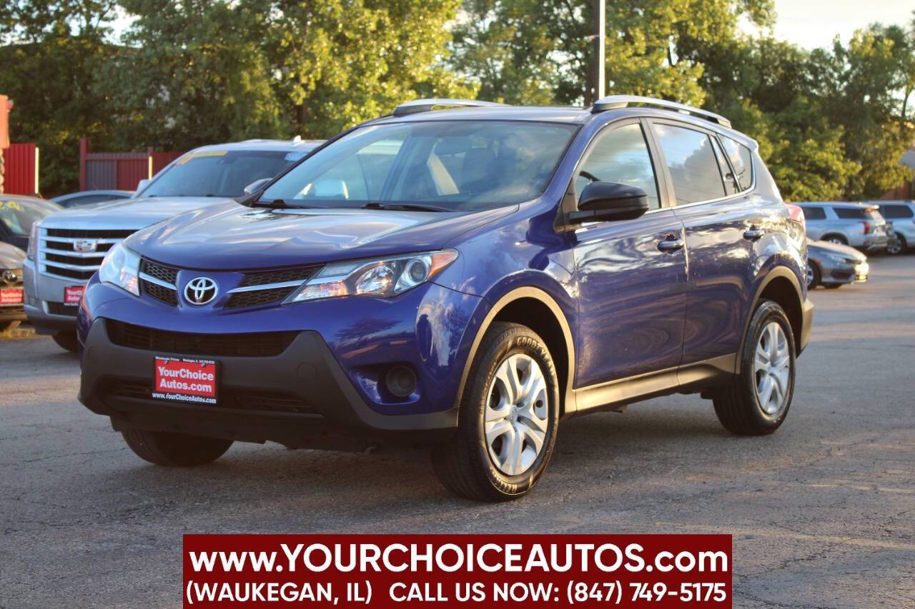 2015 Toyota RAV4 LE — SUV — 142,872 mi — Waukegan, IL