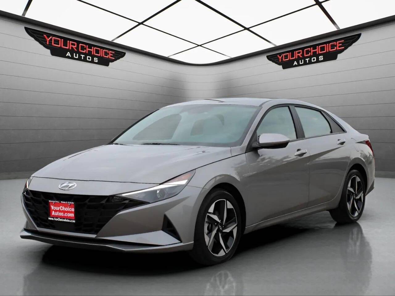 2023 Hyundai Elantra SEL — Sedan — 7,668 mi — Waukegan, IL