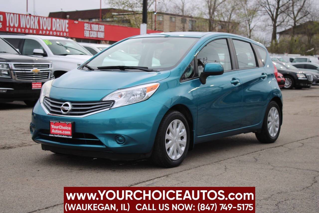 2014 Nissan Versa 1.6 SV — Hatchback — 72,043 mi — Waukegan, IL