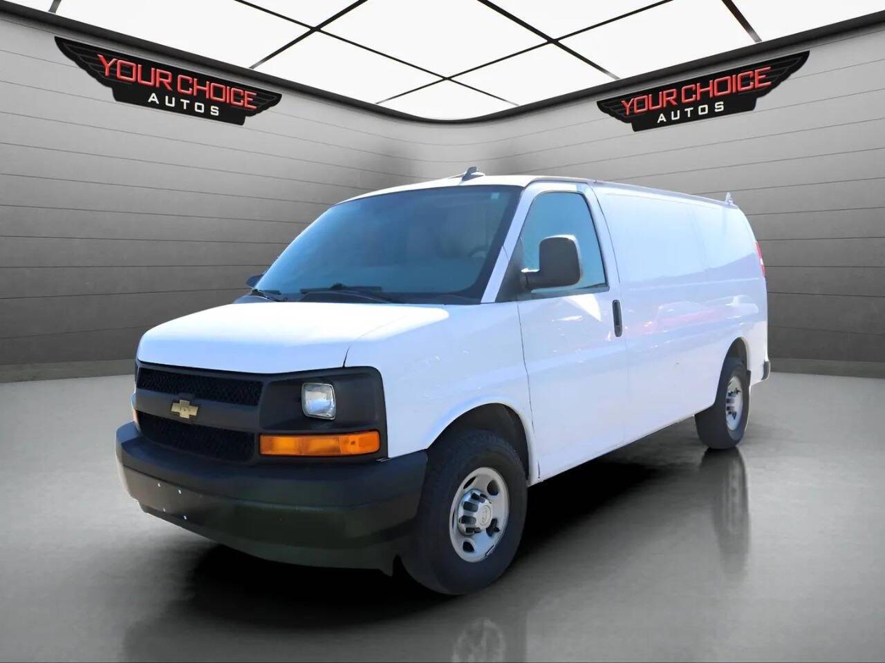 2017 Chevrolet Express Cargo Van Base — Cargo Van — 131,177 mi — Waukegan, IL