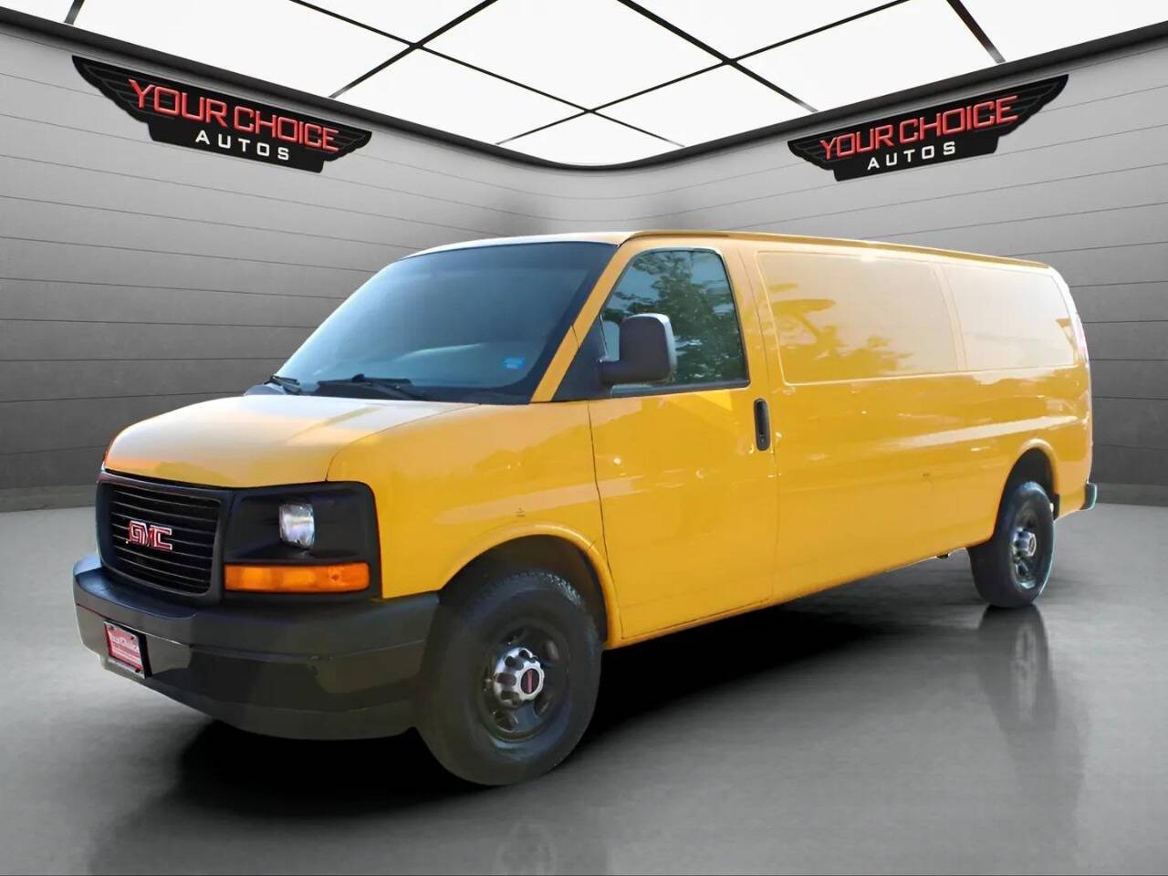 2017 GMC Savana Cargo Van Base — Cargo Van — 117,353 mi — Waukegan, IL