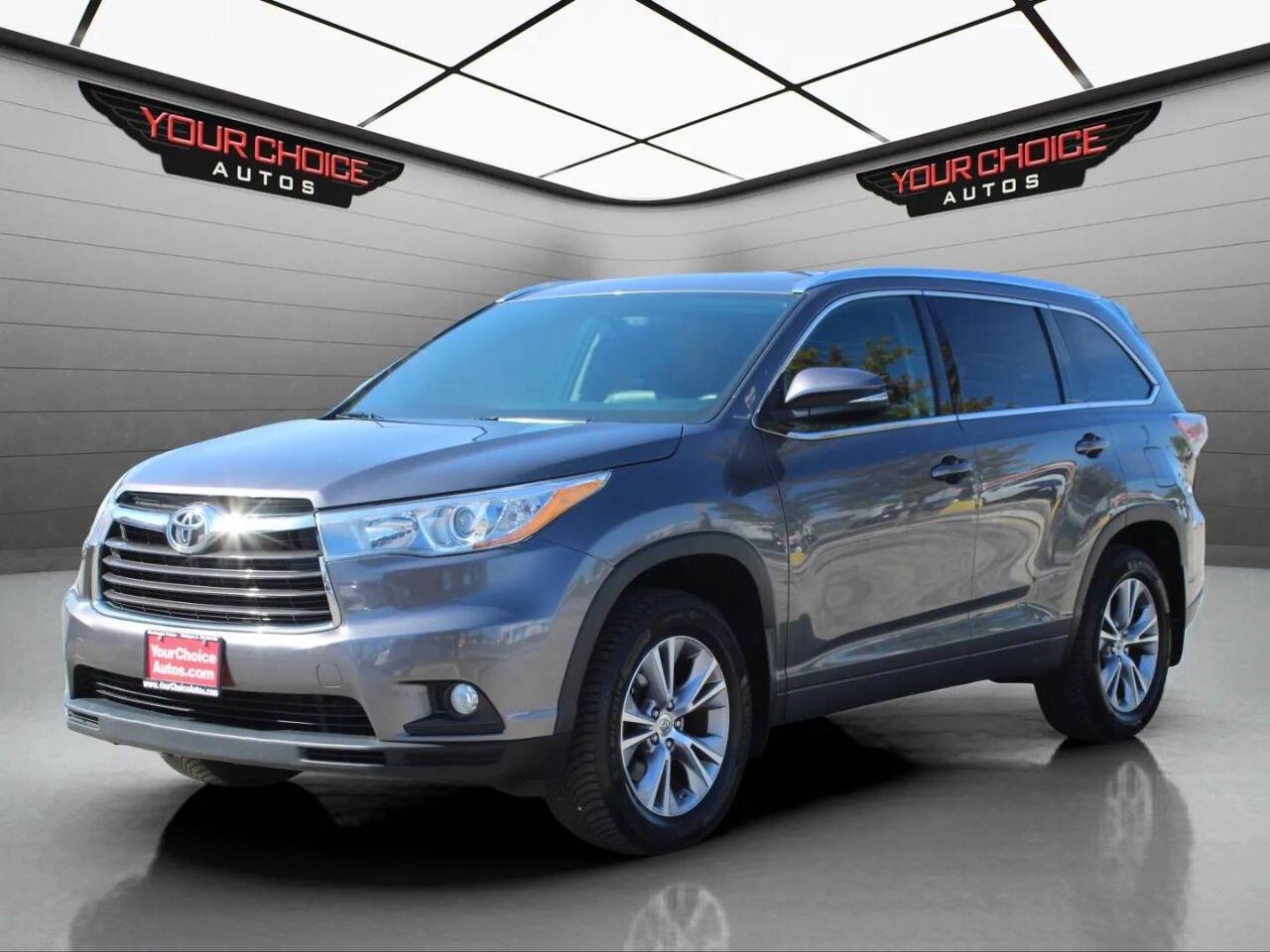 2015 Toyota Highlander XLE — SUV — 136,862 mi — Waukegan, IL