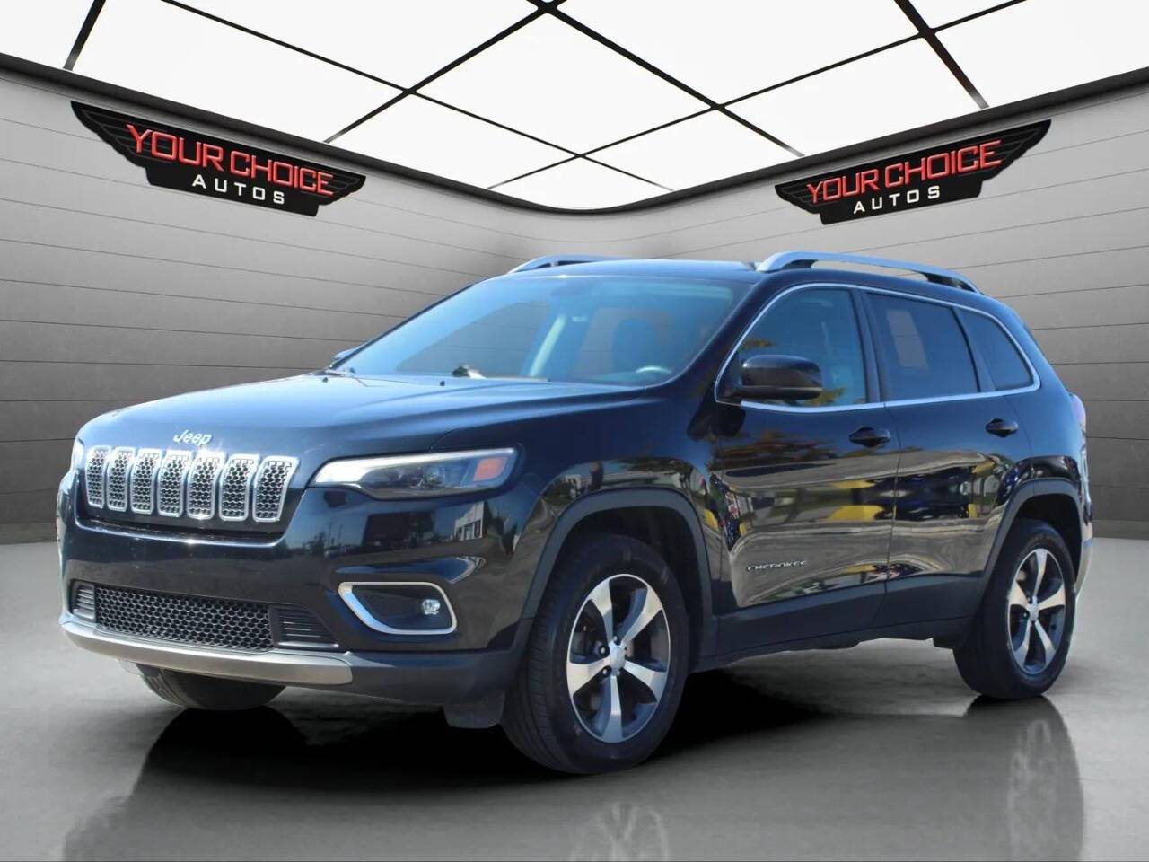 2019 Jeep Cherokee Limited — SUV — 120,221 mi — Waukegan, IL