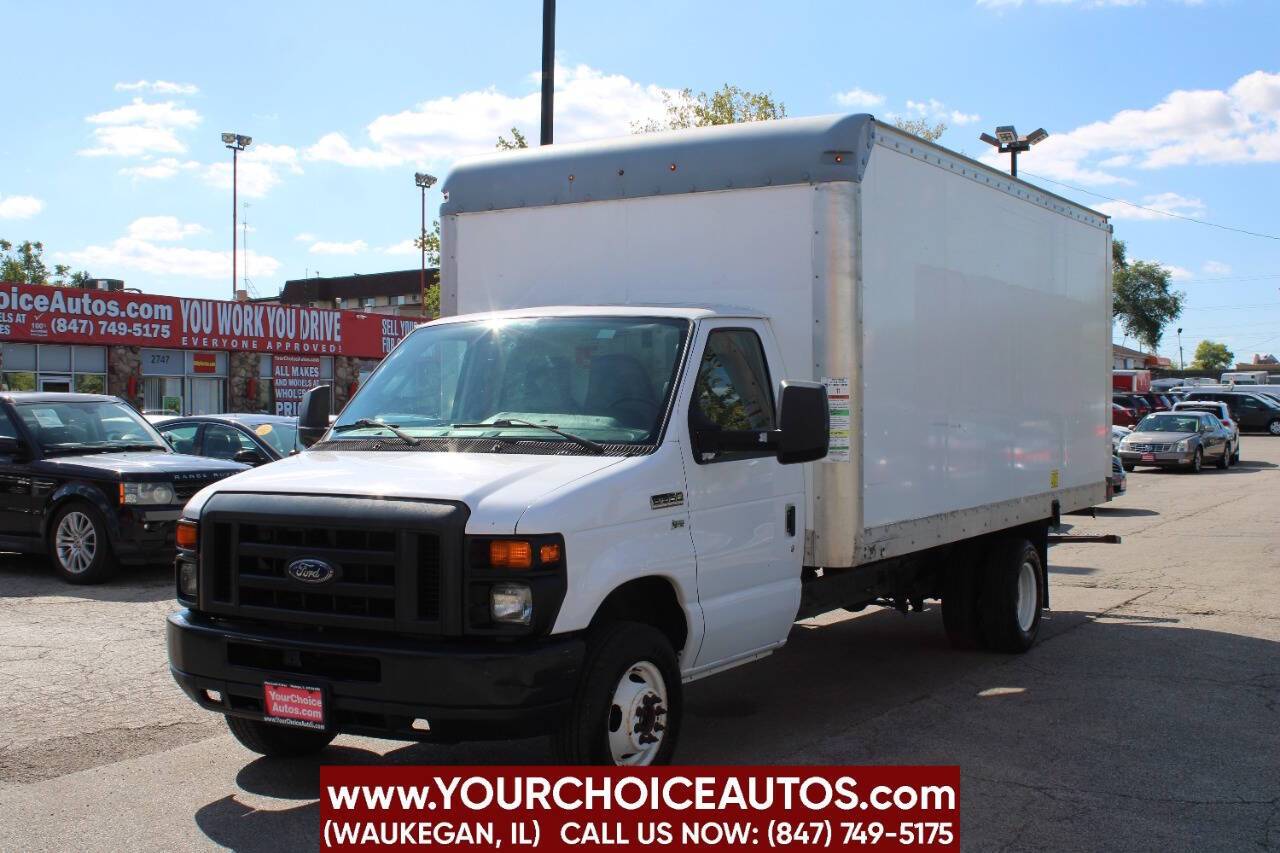 2014 Ford Econoline Commercial Cutaway E-350 — Chassis Cab Truck — 193,588 mi — Waukegan, IL