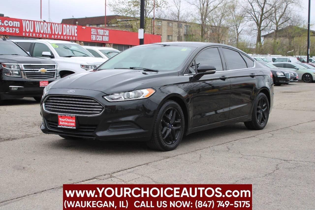 2014 Ford Fusion SE — Sedan — 127,479 mi — Waukegan, IL