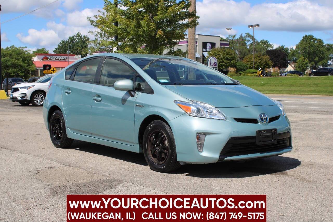 2012 Toyota Prius Two — Sedan — 124,920 mi — Waukegan, IL