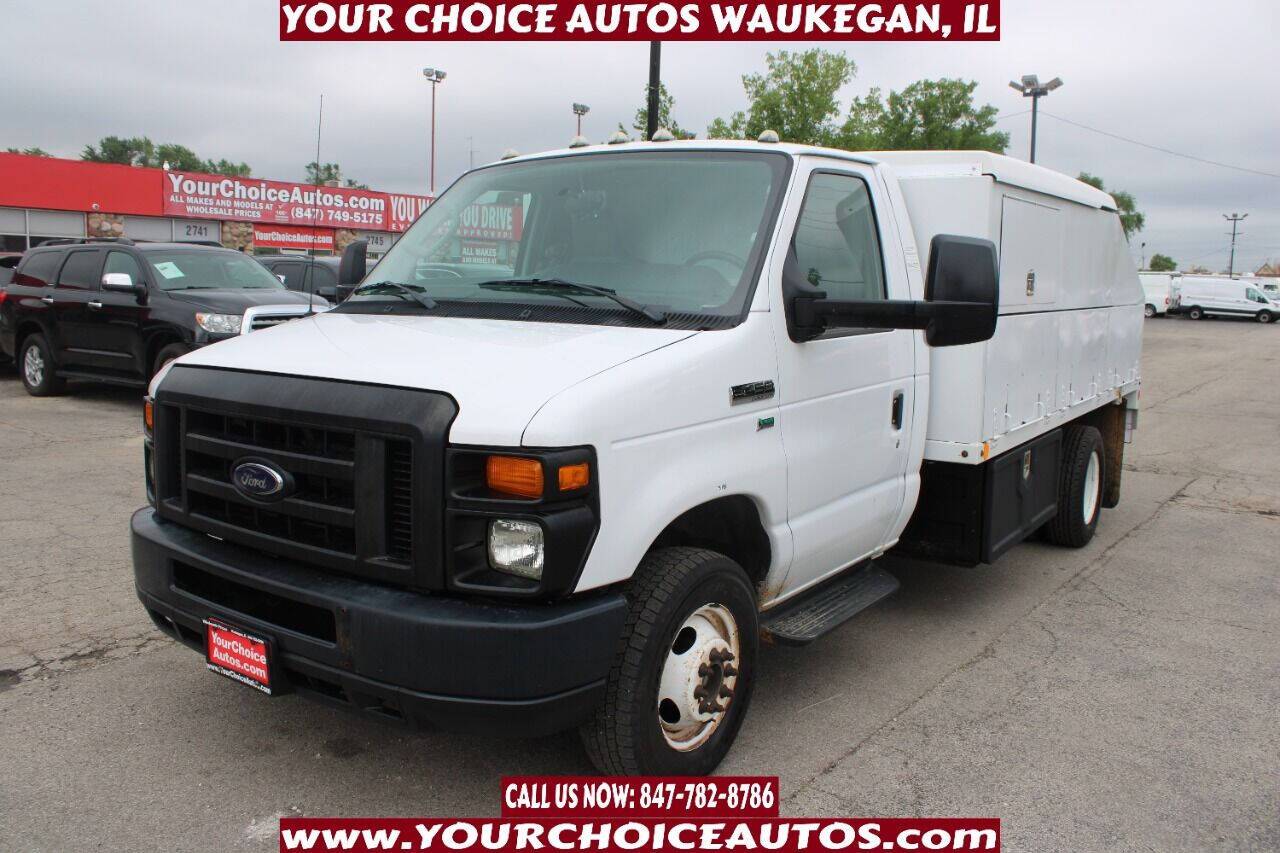 2012 Ford Econoline Commercial Cutaway E-450 — Chassis Cab Truck — 103,244 mi — Waukegan, IL