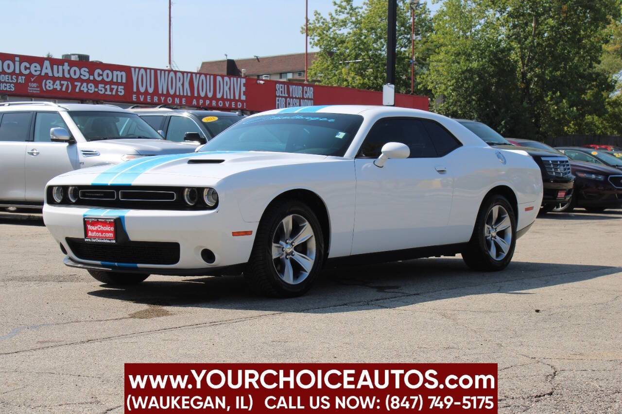 2018 Dodge Challenger SXT — Coupe — 81,928 mi — Waukegan, IL
