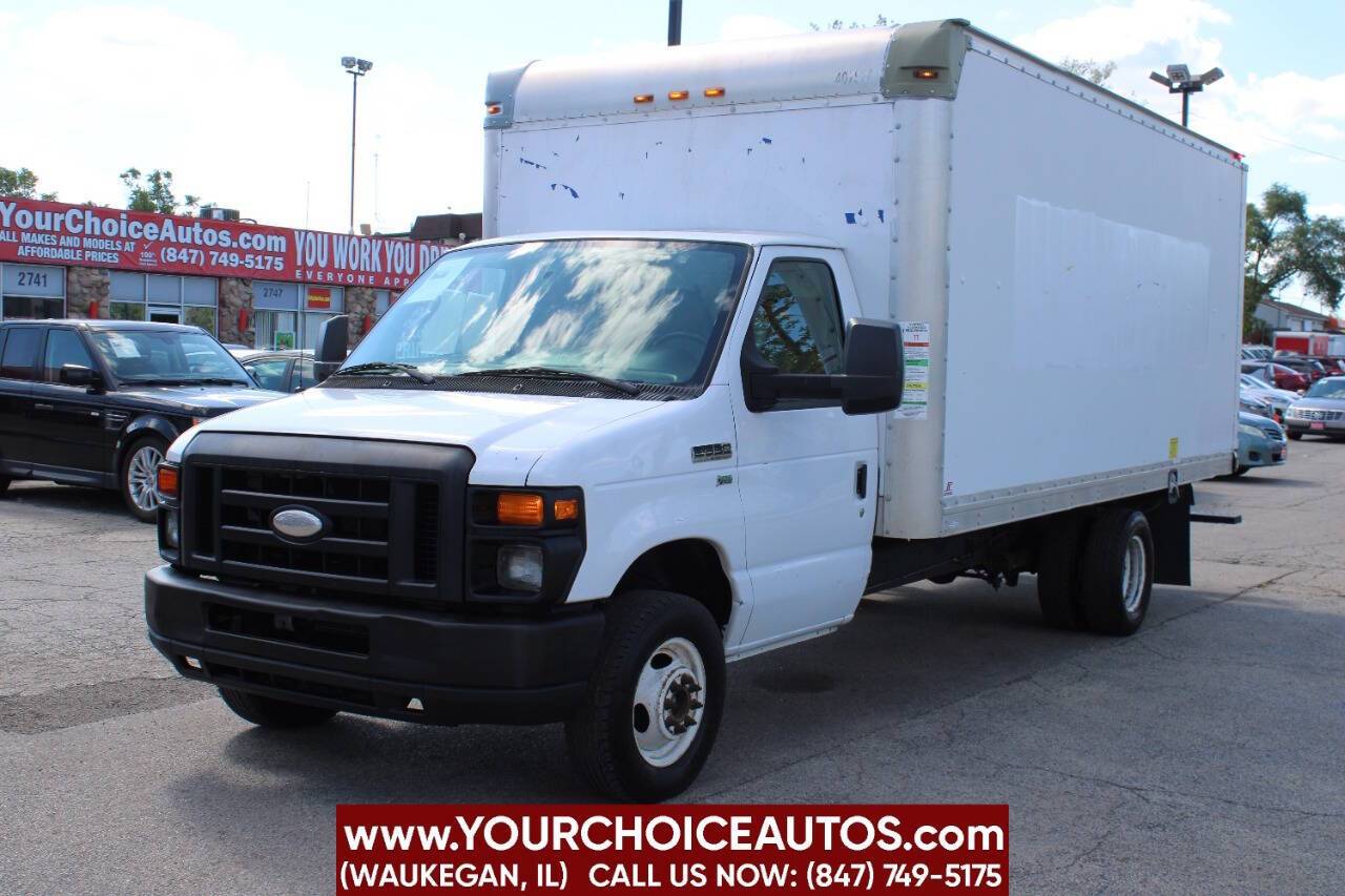 2014 Ford Econoline Commercial Cutaway E-350 — Chassis Cab Truck — 171,950 mi — Waukegan, IL