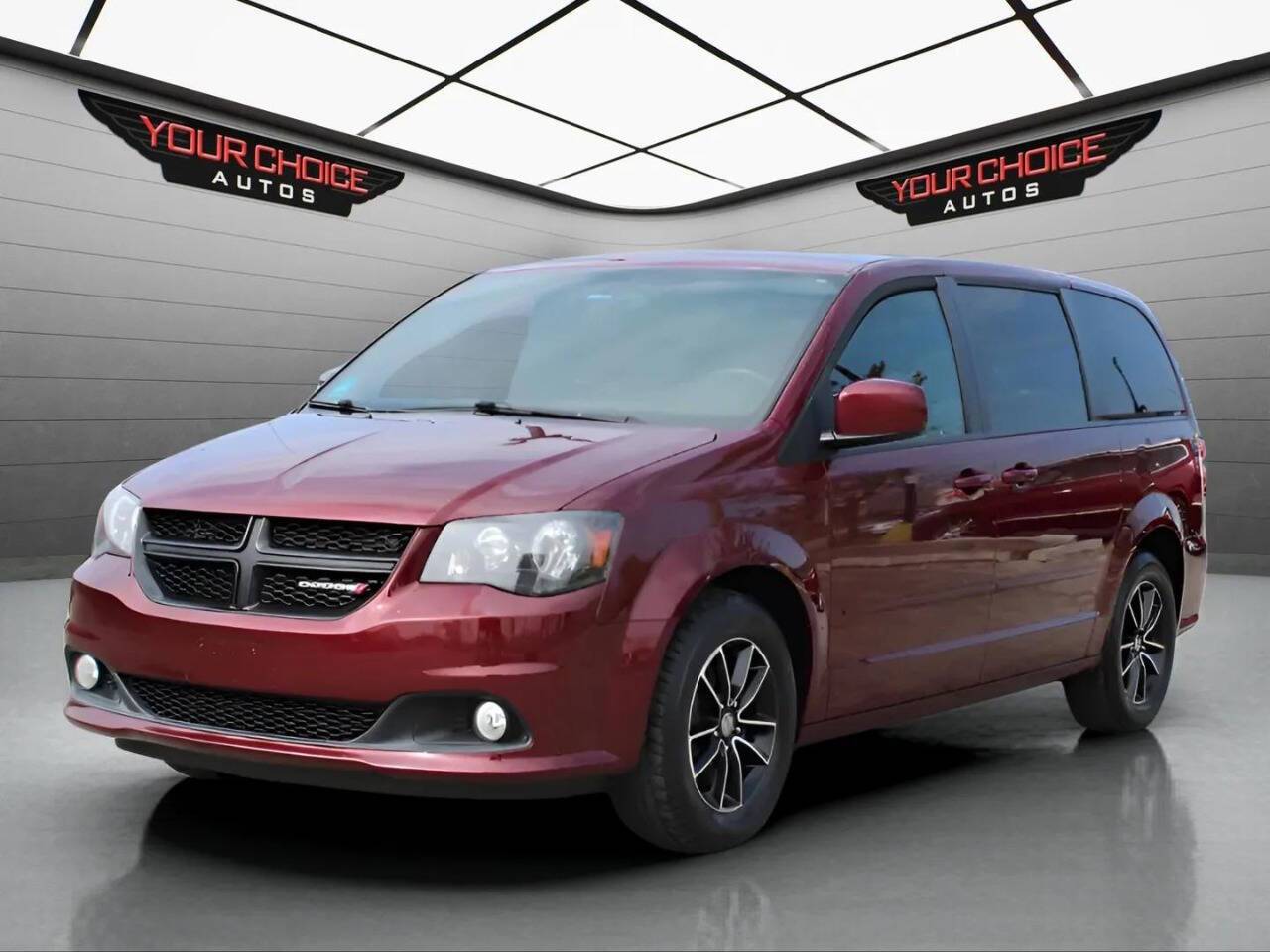 2017 Dodge Grand Caravan SXT — Minivan — 160,969 mi — Waukegan, IL