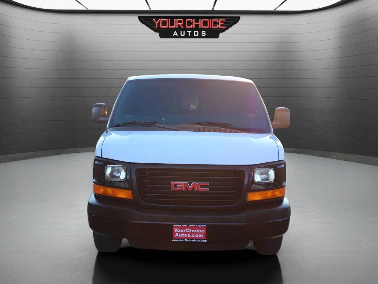2016 GMC Savana Cargo Van Base — Cargo Van — 147,922 mi — Waukegan, IL