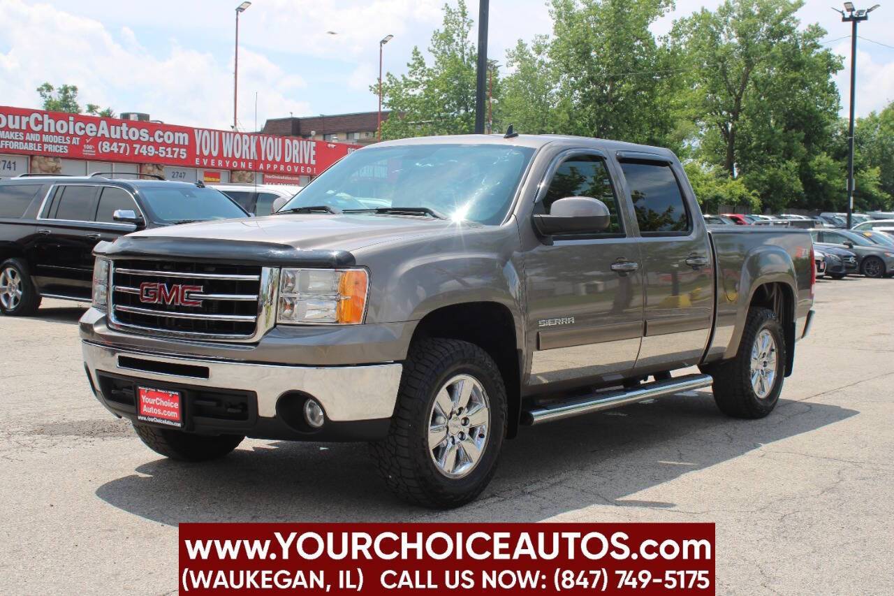 2013 GMC Sierra 1500 SLT — Pickup Truck — 141,290 mi — Waukegan, IL