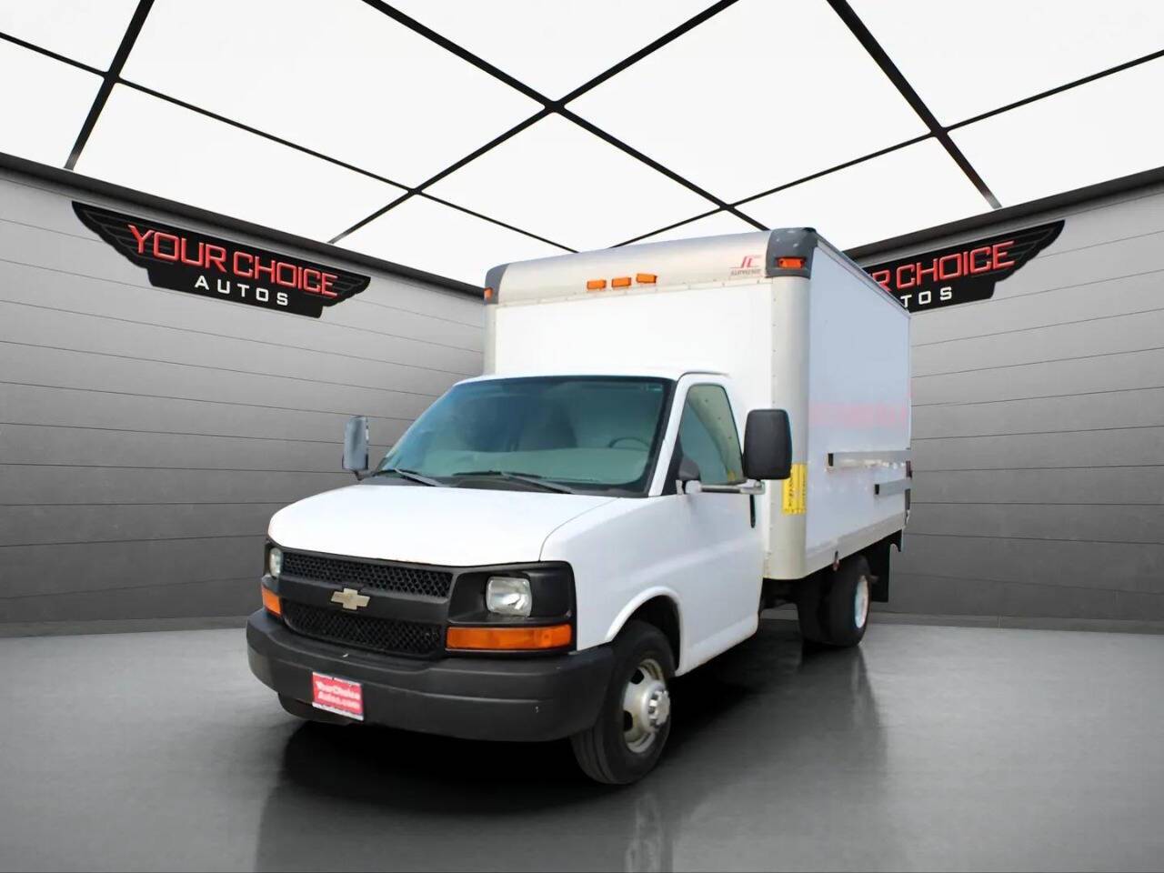2012 Chevrolet Express Commercial Cutaway 3500 Work Van — Chassis Cab Truck — 134,938 mi — Waukegan, IL