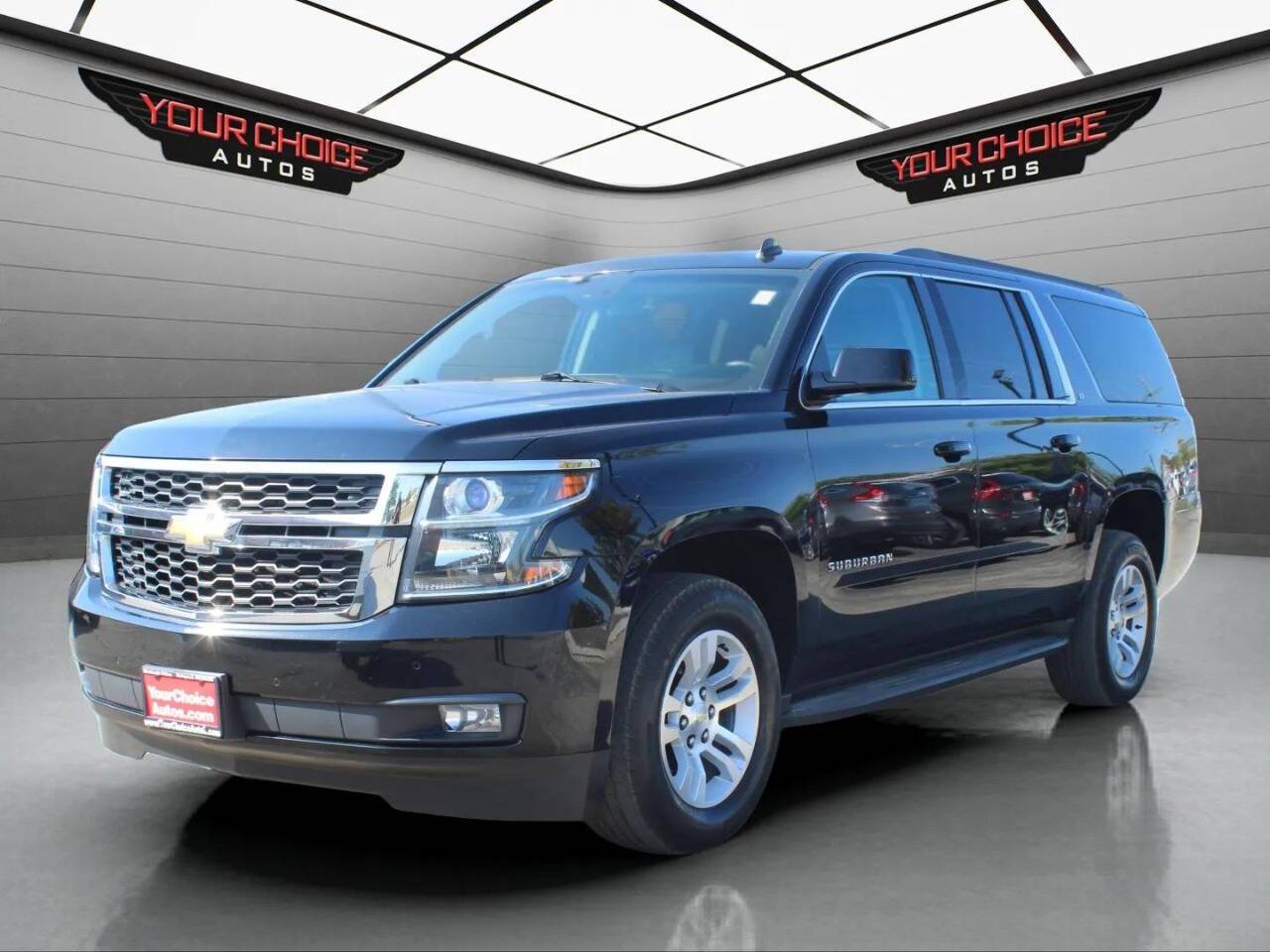 2015 Chevrolet Suburban LT — SUV — 124,005 mi — Waukegan, IL