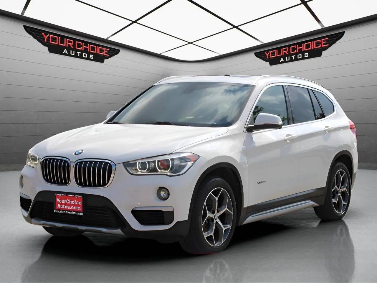2017 BMW X1 28i — SUV — 109,574 mi — Waukegan, IL
