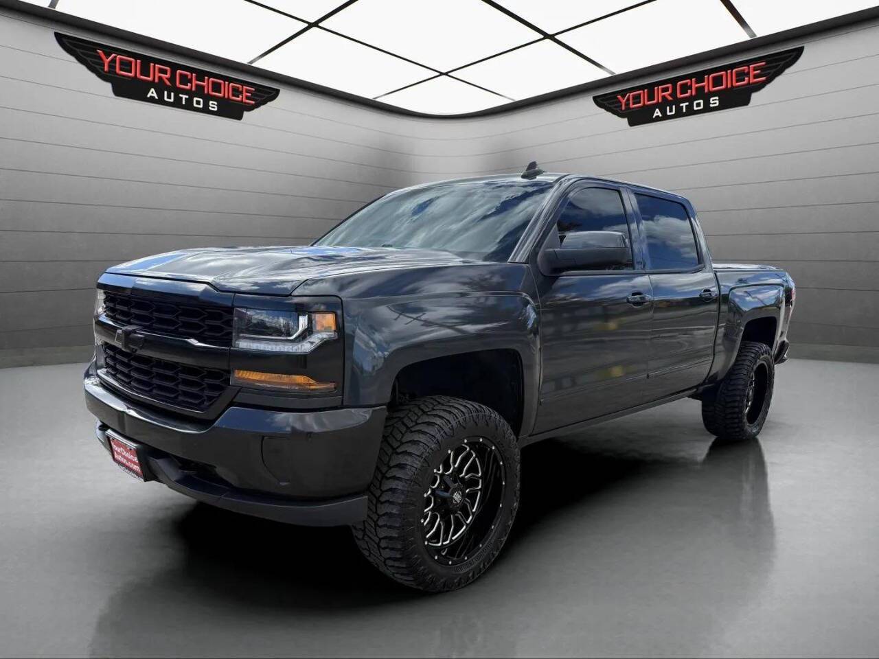 2017 Chevrolet Silverado 1500 LT — Pickup Truck — 95,578 mi — Waukegan, IL