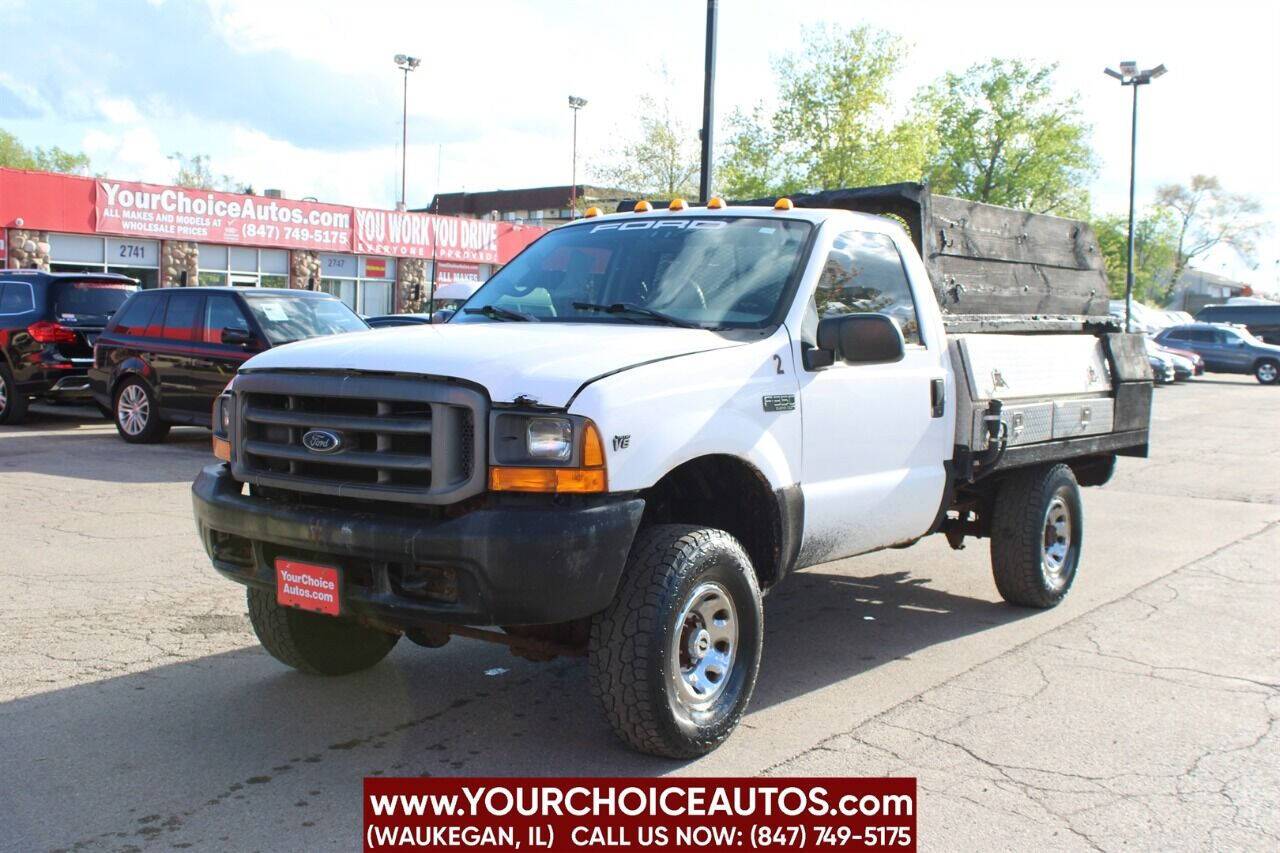 2001 Ford Super Duty F-350 XLT — Pickup Truck — 172,723 mi — Waukegan, IL