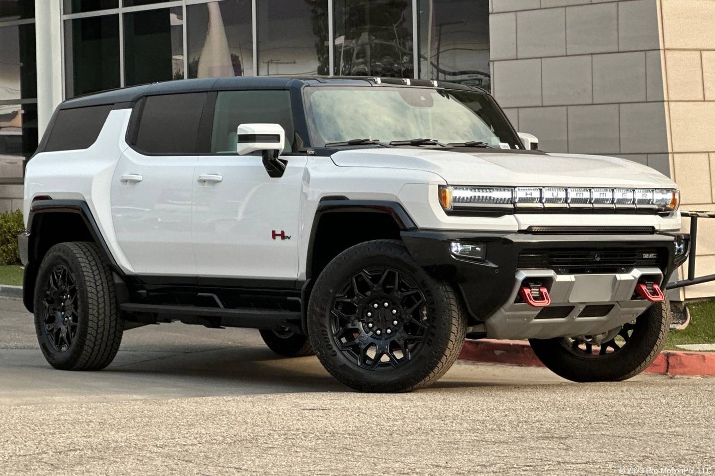 2024 GMC HUMMER EV SUV 2X — SUV — 4,095 mi — Cerritos, CA