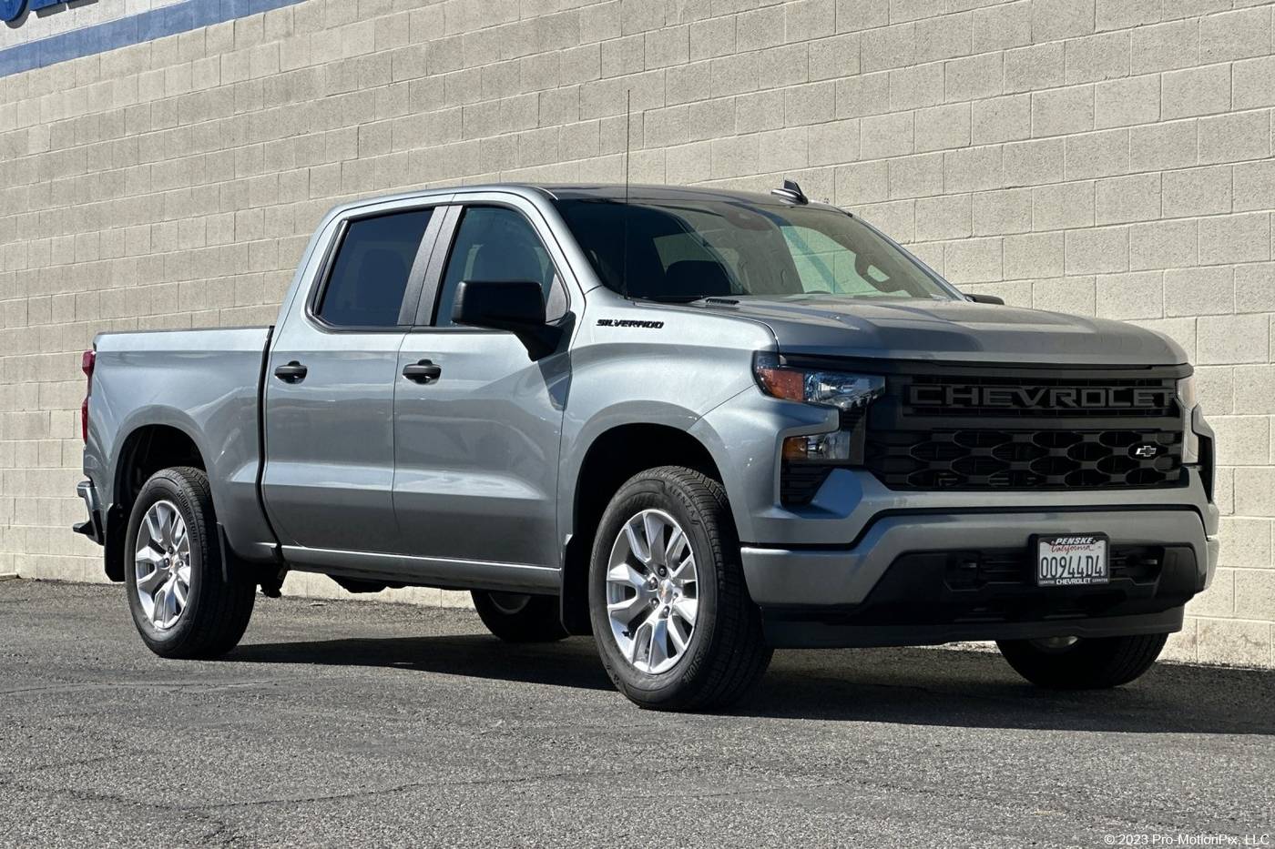2025 Chevrolet Silverado 1500 Custom — Pickup Truck — 3,667 mi — Cerritos, CA