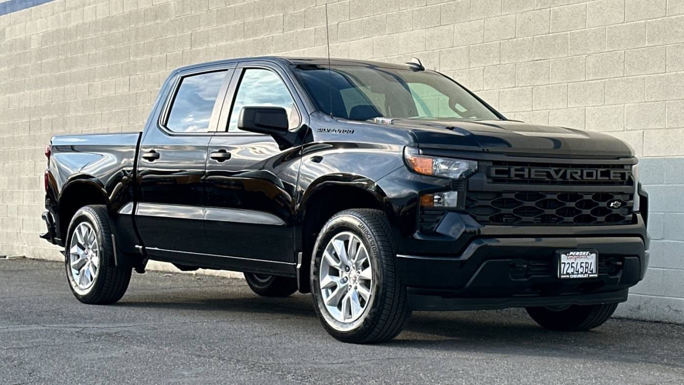 2024 Chevrolet Silverado 1500 Custom — Pickup Truck — 3,710 mi — Cerritos, CA